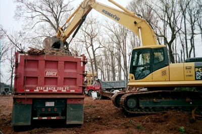 Loading Dump trailer          photo credit:  (FAR-pic)